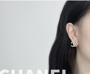 Essenceofluxury Womens Jewelry Chanel Gold White CC Logo Earrings A152PP180 AA199924