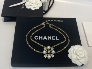 Essenceofluxury Womens Jewelry Chanel Chain Pendant Choker Necklace Gold A39PP280 AA200213