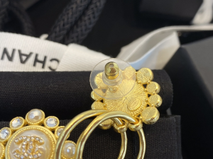 Essenceofluxury Womens Jewelry Chanel Crystals CC Gold Earrings A39PP180 AA200221