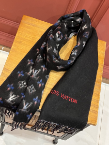 Louis Vuitton Monogram Gradient Tartan City Cashmere Silk Scarf Black Louis Vuitton Monogram Gradient Tartan City Cashmere Silk Scarf Black