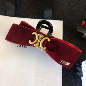 Essenceofluxury Womens Jewelry Celine Triomphe Hair Clip A152PP180 AA200460