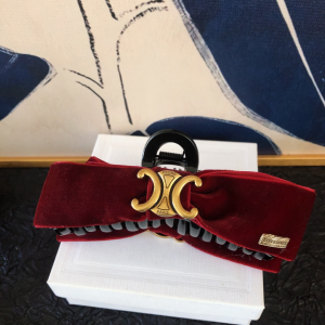 Essenceofluxury Womens Jewelry Celine Triomphe Hair Clip A152PP180 AA200460