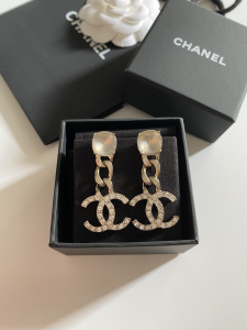Essenceofluxury Womens Jewelry Chanel Crystals CC Logo Pendant Earrings A152PP180 AA200462