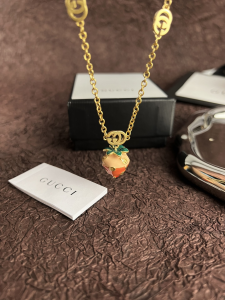 Essenceofluxury Womens Jewelry Gucci Crystals Strawberry Pendant Neclaces A152PP180 AA200476