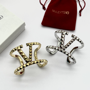 Valentino Rockstud Metal Bracelet 