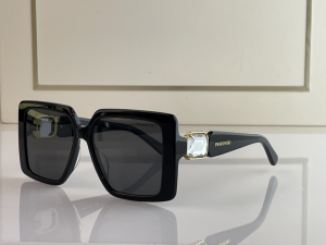 Swarovsk Luxury Eyewear Sunglasses SK5770 Black Swarovsk Luxury Eyewear Sunglasses SK5770 Black
