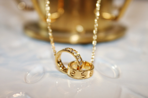 Essenceofluxury Womens Jewelry Cartier Love Diamond Necklaces A62PP280 AA200633