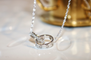 Essenceofluxury Womens Jewelry Cartier Love Diamond Necklaces A62PP280 AA200633