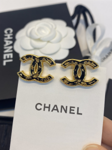 Essenceofluxury Womens Jewelry Chanel Black CC Logo Earrings A39PP180 AA200626