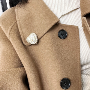 Essenceofluxury Womens Jewelry Chanel Crystals CC Pearls Heart Brooch A62PP180 AA200637