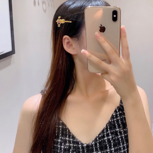 Essenceofluxury Womens Jewelry Chanel Gold CC Logo Hair Clip A39PP180 AA200620