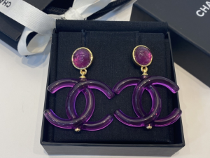 Essenceofluxury Womens Jewelry Chanel CC Logo Earrings Purple A39PP180 AA200930