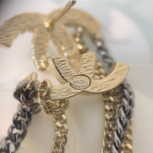 Essenceofluxury Womens Jewelry Chanel Crystals CC Logo Chain Earrings A39PP180 AA200922