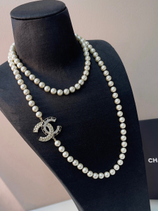 Essenceofluxury Womens Jewelry Chanel Crystals CC Pearls Necklaces A39PP280 AA200927