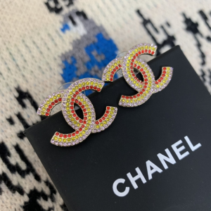 Essenceofluxury Womens Jewelry Chanel Multicolor Crystals CC Logo Earrings A152PP180 AA201119