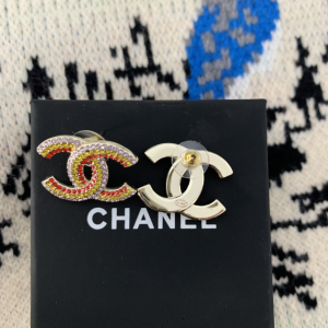 Essenceofluxury Womens Jewelry Chanel Multicolor Crystals CC Logo Earrings A152PP180 AA201119