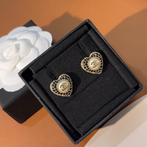 Chanel CC Crystals Heart Earrings 