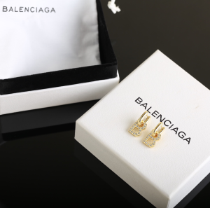 Essenceofluxury Womens Jewelry Balenciaga B Chain XS Gold Earrings A205PP180 AA201643