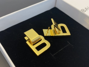 Essenceofluxury Womens Jewelry Balenciaga Gold BB Earrings A39PP180 AA201682