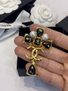 Chanel Gold CC Logo Brooch 