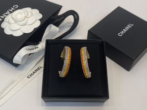 Essenceofluxury Womens Jewelry Chanel Gold CC Logo Rainbow Diamonds Earrings A39PP280 AA201670