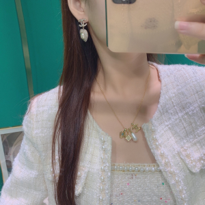 Essenceofluxury Womens Jewelry Chanel Pendant Chain Necklaces A39PP280 AA201681