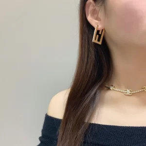 Essenceofluxury Womens Jewelry Fendi Gold Baguette FF Logo Earrings A39PP180 AA201680