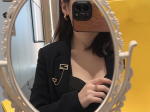 Essenceofluxury Womens Jewelry Fendi Gold Baguette FF Logo Rings A39PP180 AA201676