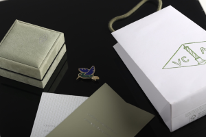 Essenceofluxury Womens Jewelry Van Cleef Arpels Lucky Animals Bird Brooch A205PP380 AA201948