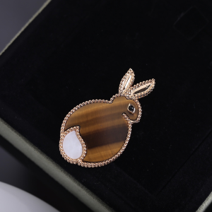 Van Cleef Arpels Lucky Animals Ribbit Brooch 