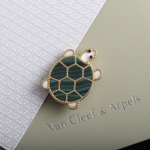 Essenceofluxury Womens Jewelry Van Cleef Arpels Lucky Animals Turtle Brooch A205PP380 AA201946