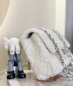 Essenceofluxury Womens Handbags Chanel White Shearling Flap Bag A103PP1480 AA201975