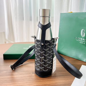 Goyard Yonne MM Case and Flask Black Goyardine Canvas and Chevroches Calfskin Goyard Yonne MM Case and Flask Black Goyardine Canvas and Chevroches Calfskin