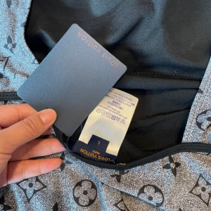 Essenceofluxury Free Gift Louis Vuitton One Piece Swimsuit Bikini Gray SML A123PP100 AA202002