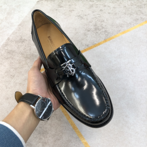 Essenceofluxury Mens Shoes Burberry Monogram Motif Leather Loafers 39 To 45 A151PP680 AA202034