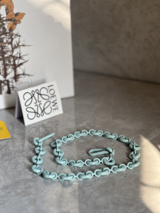 Essenceofluxury Womens Strap You Loewe Donut Chain Shoulder Strap in Green A104PP280 AA201981