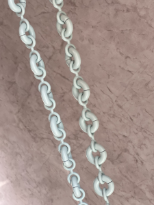 Essenceofluxury Womens Strap You Loewe Donut Chain Shoulder Strap in Green A104PP280 AA201981