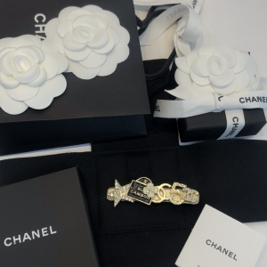 Essenceofluxury Womens Jewelry Chanel Crystals Star No5 Hair Pin A39PP180 AA202035