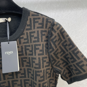Essenceofluxury Womens Clothing Fendi Brown Wool Sweater SML A227PP580 AA202505