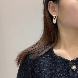 Essenceofluxury Womens Jewelry Chanel Crystals CC Gold Earrings A39PP180 AA203205