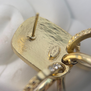 Essenceofluxury Womens Jewelry Chanel Crystals CC Gold Earrings A39PP180 AA203205