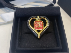 Chanel Heart CC Logo Brooch Black 