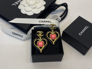 Essenceofluxury Womens Jewelry Chanel Heart CC Logo Earrings Black A39PP180 AA203217
