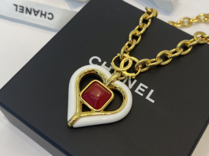Essenceofluxury Womens Jewelry Chanel Heart Chain Pendant Necklaces A39PP280 AA203214