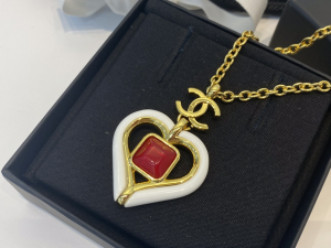 Essenceofluxury Womens Jewelry Chanel Heart Chain Pendant Necklaces A39PP280 AA203215