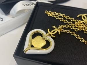 Essenceofluxury Womens Jewelry Chanel Heart Chain Pendant Necklaces A39PP280 AA203215