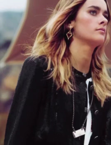 Essenceofluxury Womens Jewelry Chanel Square CC Logo Earrings Black A39PP180 AA203218