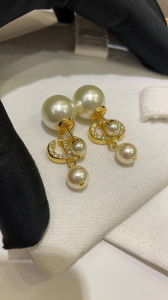 Essenceofluxury Womens Jewelry Dior Tribales Pearl Earrings A39PP180 AA203210