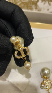 Essenceofluxury Womens Jewelry Dior Tribales Pearl Earrings A39PP180 AA203210