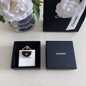 Essenceofluxury Womens Jewelry Chanel Micro Round Bag Brooch Black A152PP180 AA203723